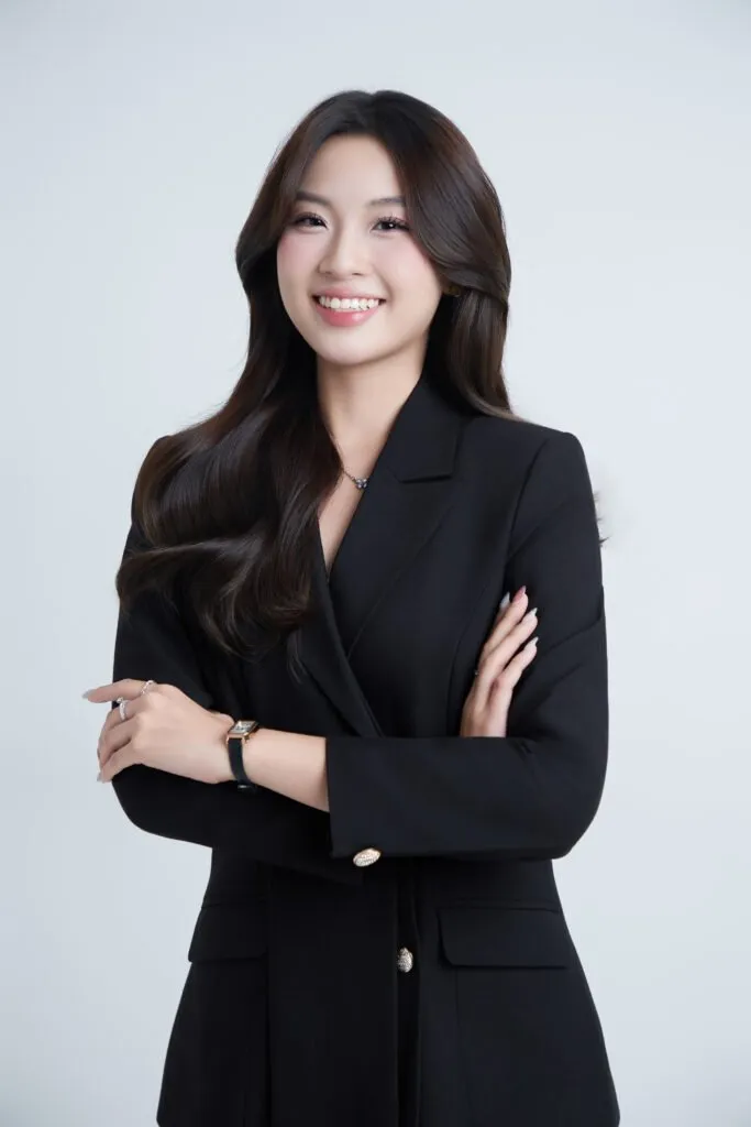 Ảnh profile cá nhân phong cách chuyên nghiệp tại Gạo Nâu Profile